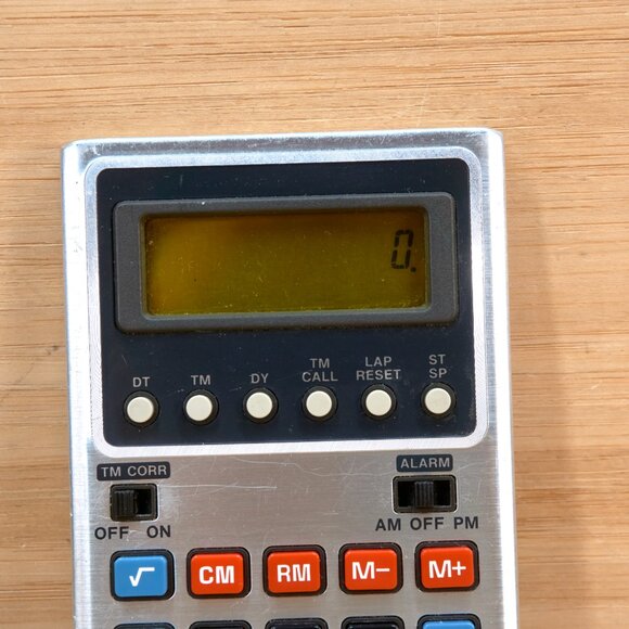 Vintage Toshiba LC-833WA Liquid Crystal Calculator with Case, Made in Japan - Picture 7 of 9